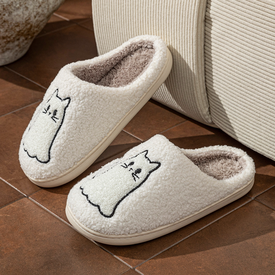 รองเท้าแตะผู้หญิงลายแมวน่ารัก  - Embroidery Garments บทวิจารณ์และราคา