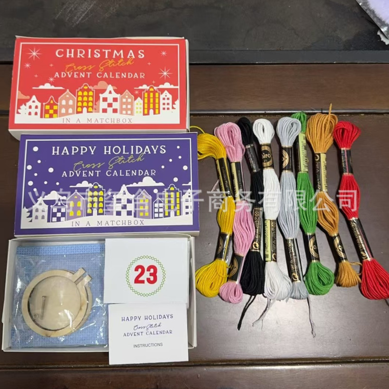 ชุดปฏิทินนับถอยหลังคริสต์มาสแบ - Embroidery Xmas Kits บทวิจารณ์และราคา