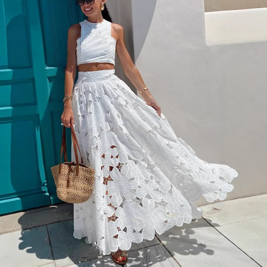ชุดเซ็ต 2 ชิ้น ผ้าลูกไม้ปักลาย - Embroidery Skirt บทวิจารณ์และราคา